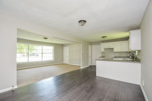 206 Winkin Avenue, Crosby, TX 77532