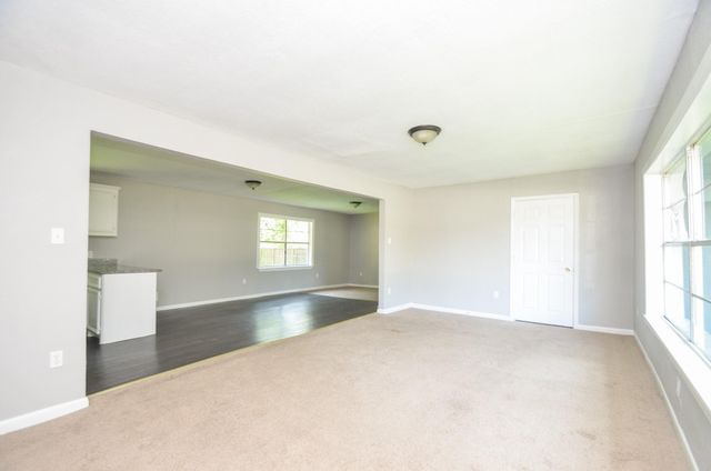 206 Winkin Avenue, Crosby, TX 77532