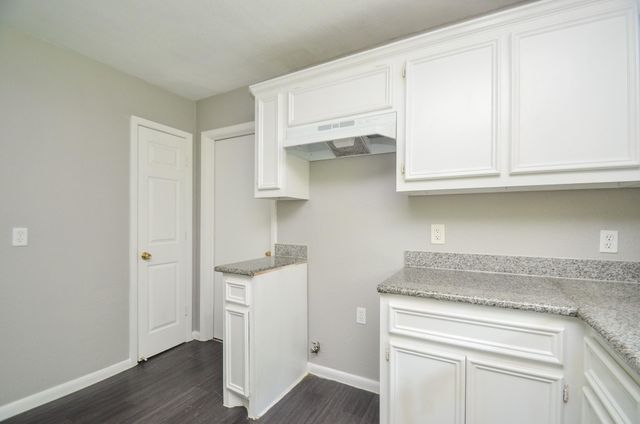 206 Winkin Avenue, Crosby, TX 77532