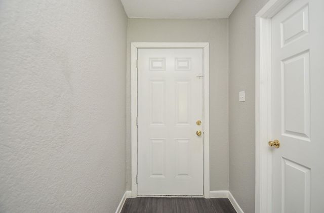 206 Winkin Avenue, Crosby, TX 77532