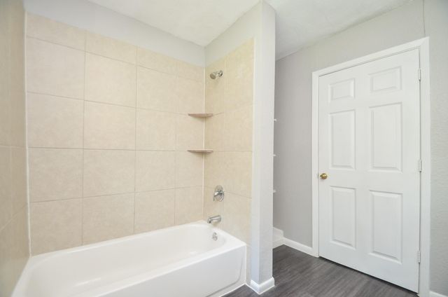 206 Winkin Avenue, Crosby, TX 77532