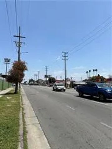 710 E Florence, Los Angeles, CA 90001