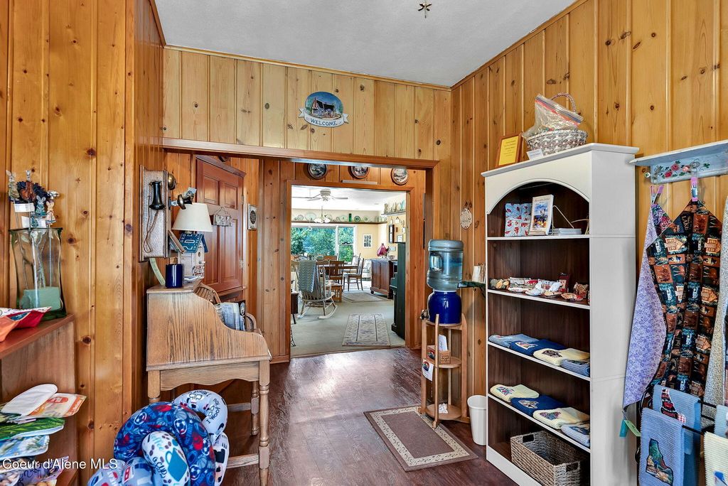 134 N FREDERICK AVE, Harrison, ID 83833 photo 8