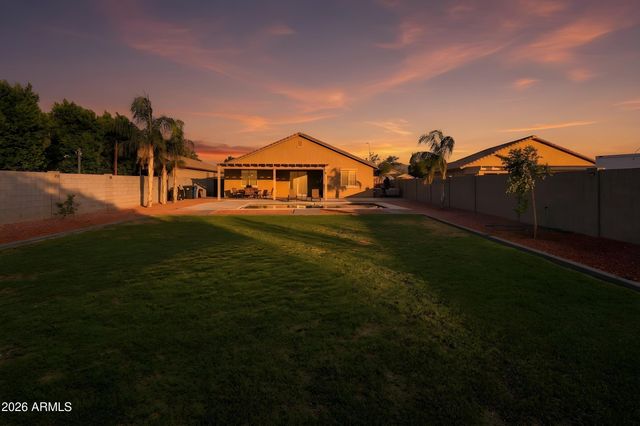 12210 W WINSLOW Avenue, Tolleson, AZ 85353