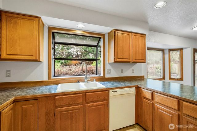 12411 44th Drive SE, Everett, WA 98208