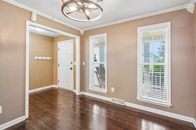 631 Keeton Ave, Old Hickory, TN 37138