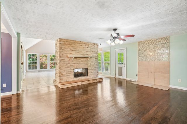 631 Keeton Ave, Old Hickory, TN 37138