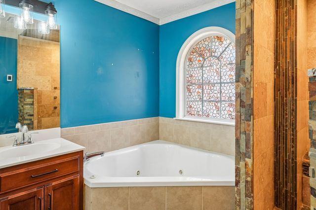 631 Keeton Ave, Old Hickory, TN 37138