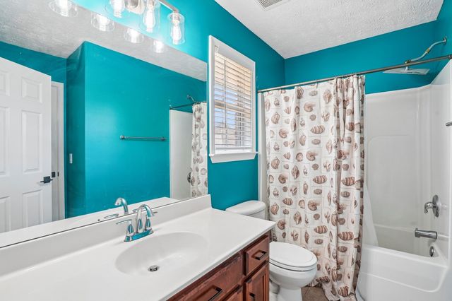 631 Keeton Ave, Old Hickory, TN 37138