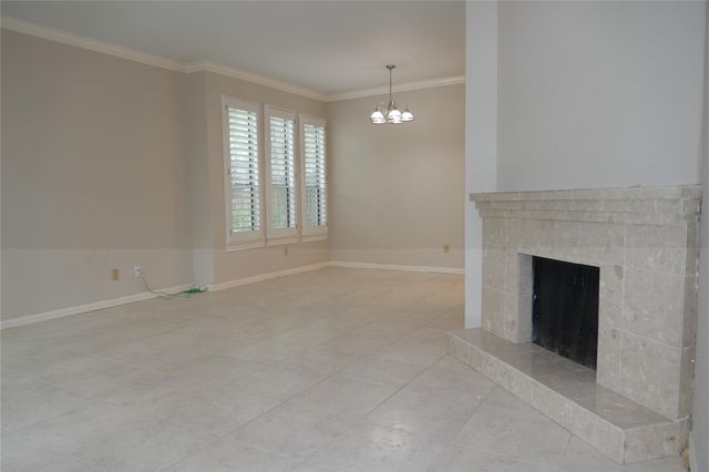 2100 Tanglewilde Street 261, Houston, TX 77063