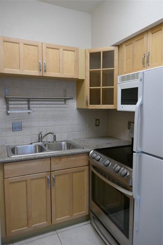 2100 Tanglewilde Street 261, Houston, TX 77063