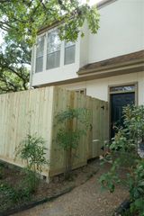 2100 Tanglewilde Street 261, Houston, TX 77063