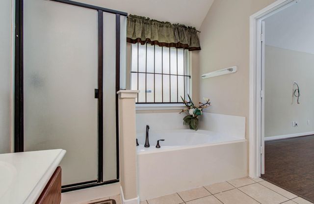 5623 Maverick Bend Lane, Missouri City, TX 77459