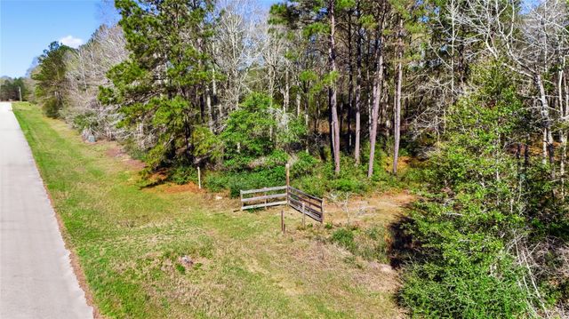 21223 Peach Wood, Cleveland, TX 77328