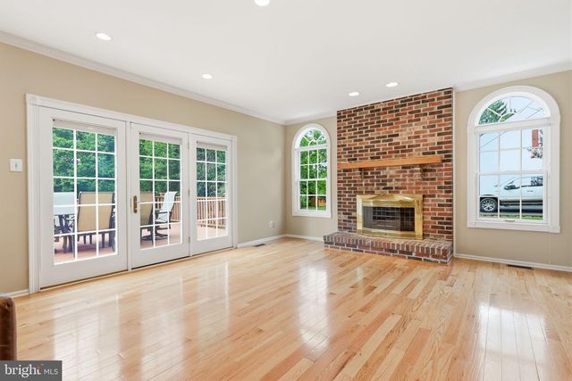 60 PONDEROSA DR, Holland, PA 18966