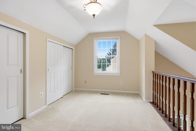 60 PONDEROSA DR, Holland, PA 18966
