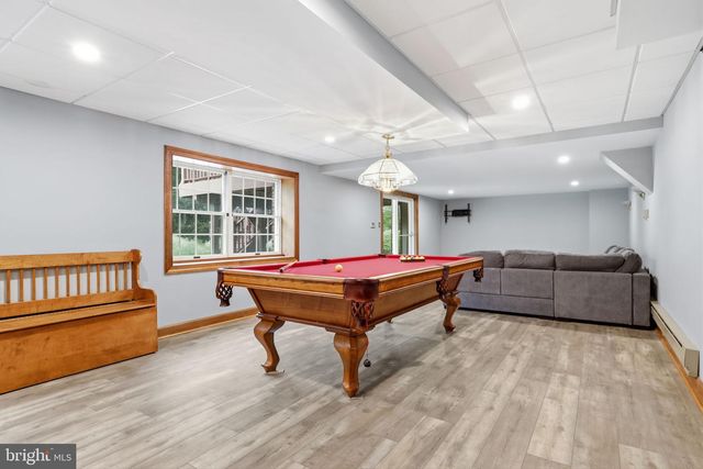 60 PONDEROSA DR, Holland, PA 18966
