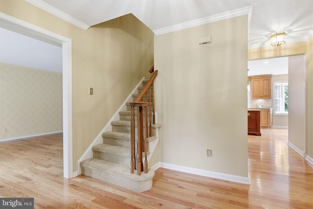60 PONDEROSA DR, Holland, PA 18966