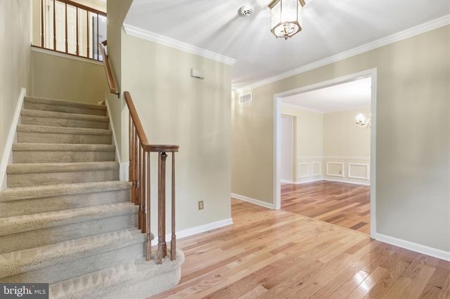 60 PONDEROSA DR, Holland, PA 18966