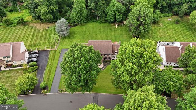 60 PONDEROSA DR, Holland, PA 18966