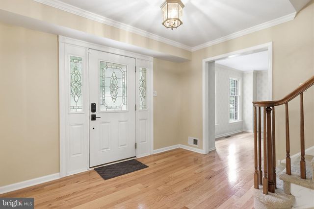 60 PONDEROSA DR, Holland, PA 18966