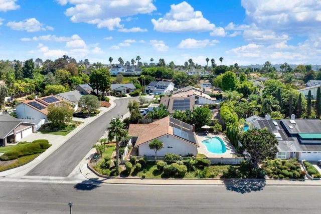 7701 Garboso Pl, Carlsbad, CA 92009