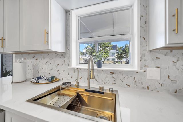 91 Cobia Street, Destin, FL 32541