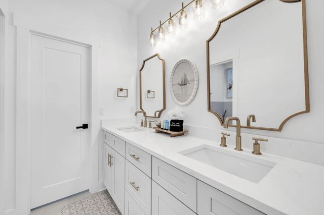 91 Cobia Street, Destin, FL 32541