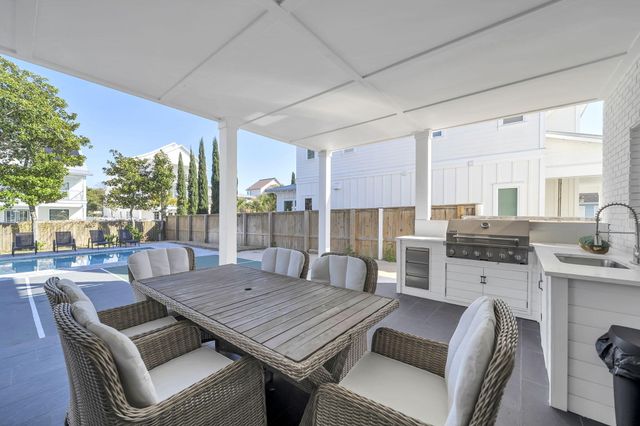 91 Cobia Street, Destin, FL 32541