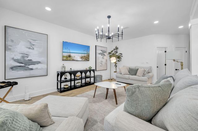 91 Cobia Street, Destin, FL 32541