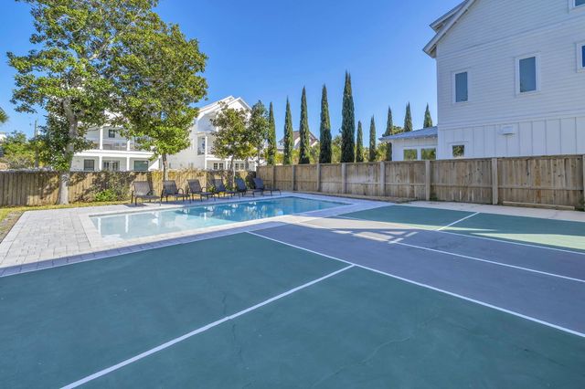 91 Cobia Street, Destin, FL 32541