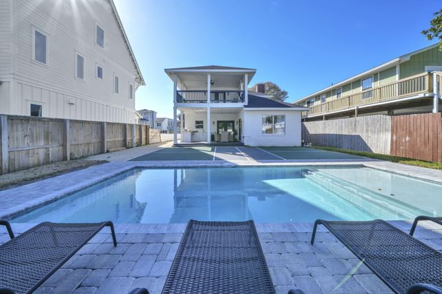 91 Cobia Street, Destin, FL 32541