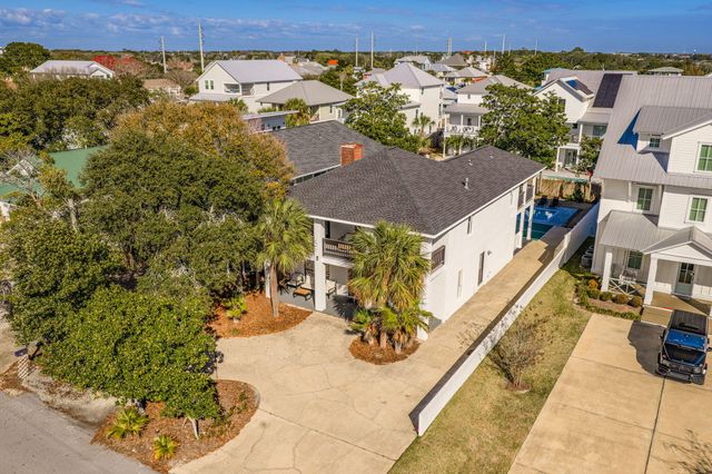 91 Cobia Street, Destin, FL 32541