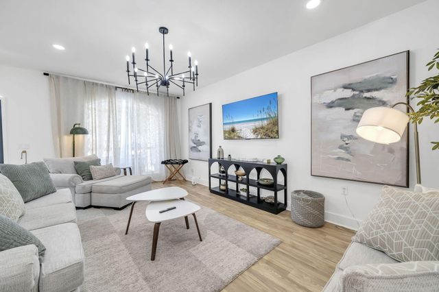 91 Cobia Street, Destin, FL 32541