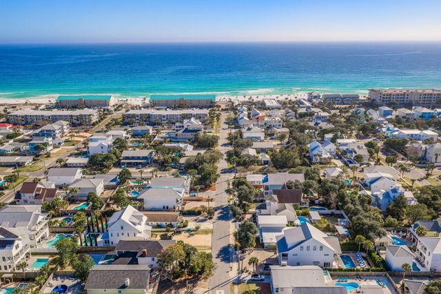 91 Cobia Street, Destin, FL 32541