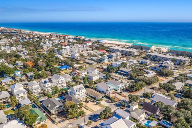 91 Cobia Street, Destin, FL 32541