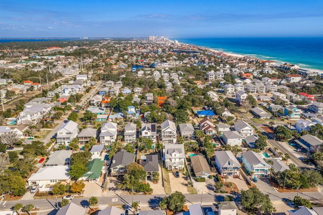 91 Cobia Street, Destin, FL 32541