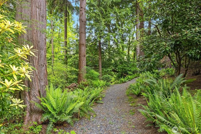 114 NW Highland Drive, Shoreline, WA 98177