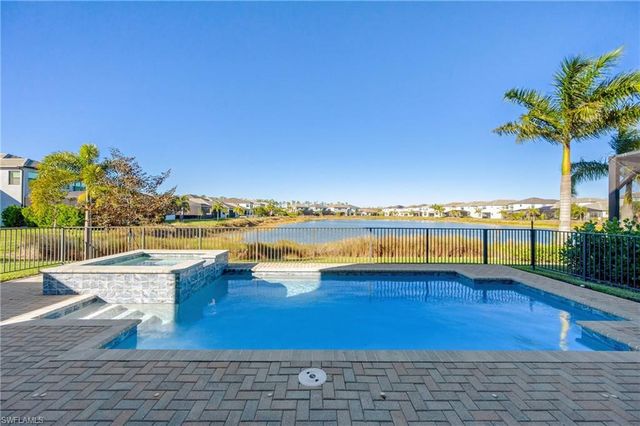 12775 Woodbury DR, Estero, FL 33928