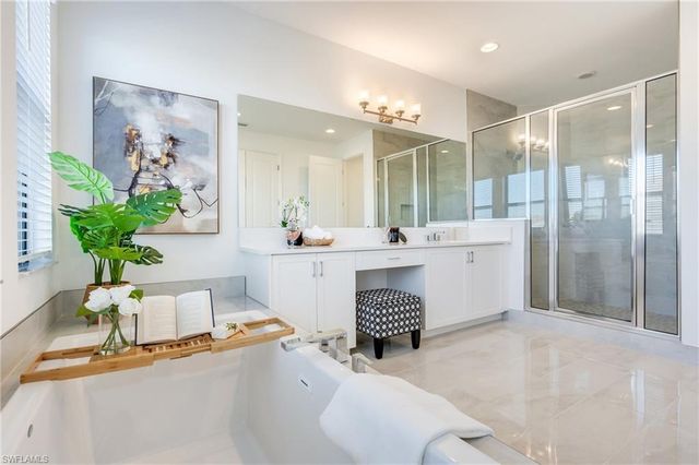 12775 Woodbury DR, Estero, FL 33928