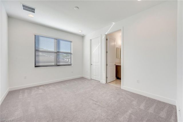 12775 Woodbury DR, Estero, FL 33928