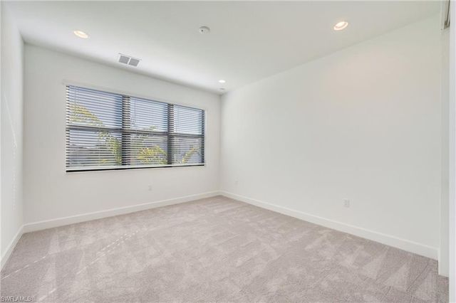 12775 Woodbury DR, Estero, FL 33928