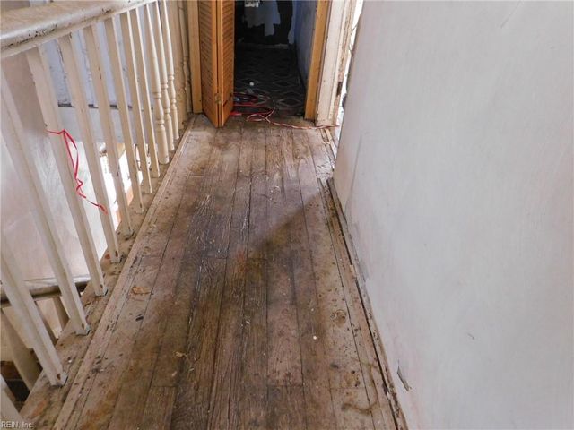 1239 Seaboard AVE, Chesapeake, VA 23324