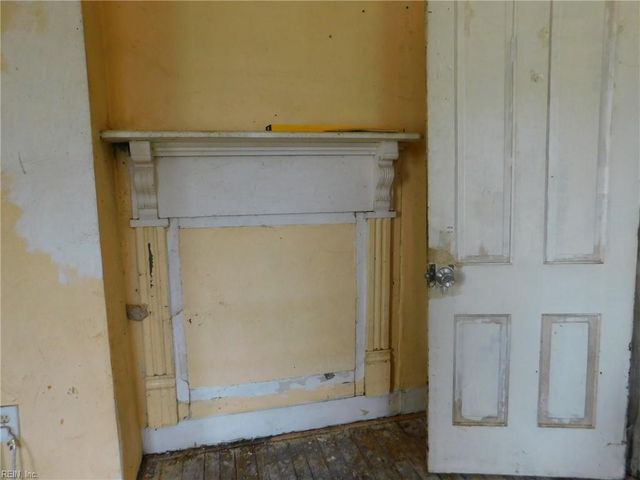 1239 Seaboard AVE, Chesapeake, VA 23324