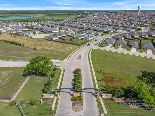4144 Wintergreen Drive, Forney, TX 75126