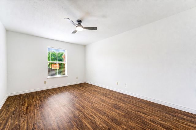 830 Threadneedle Street 224, Houston, TX 77079