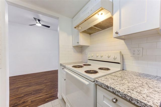 830 Threadneedle Street 224, Houston, TX 77079