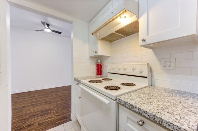 830 Threadneedle Street 224, Houston, TX 77079