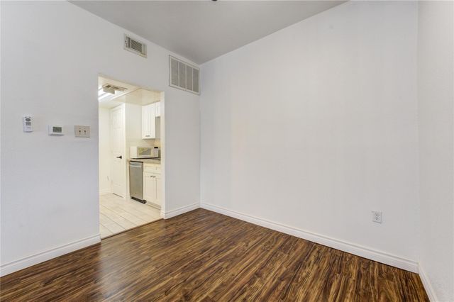 830 Threadneedle Street 224, Houston, TX 77079