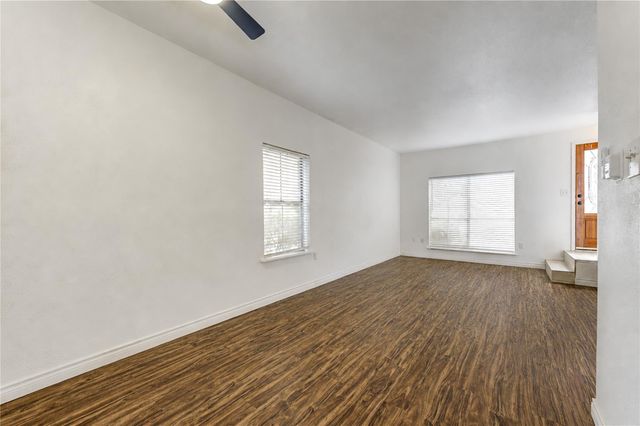 830 Threadneedle Street 224, Houston, TX 77079